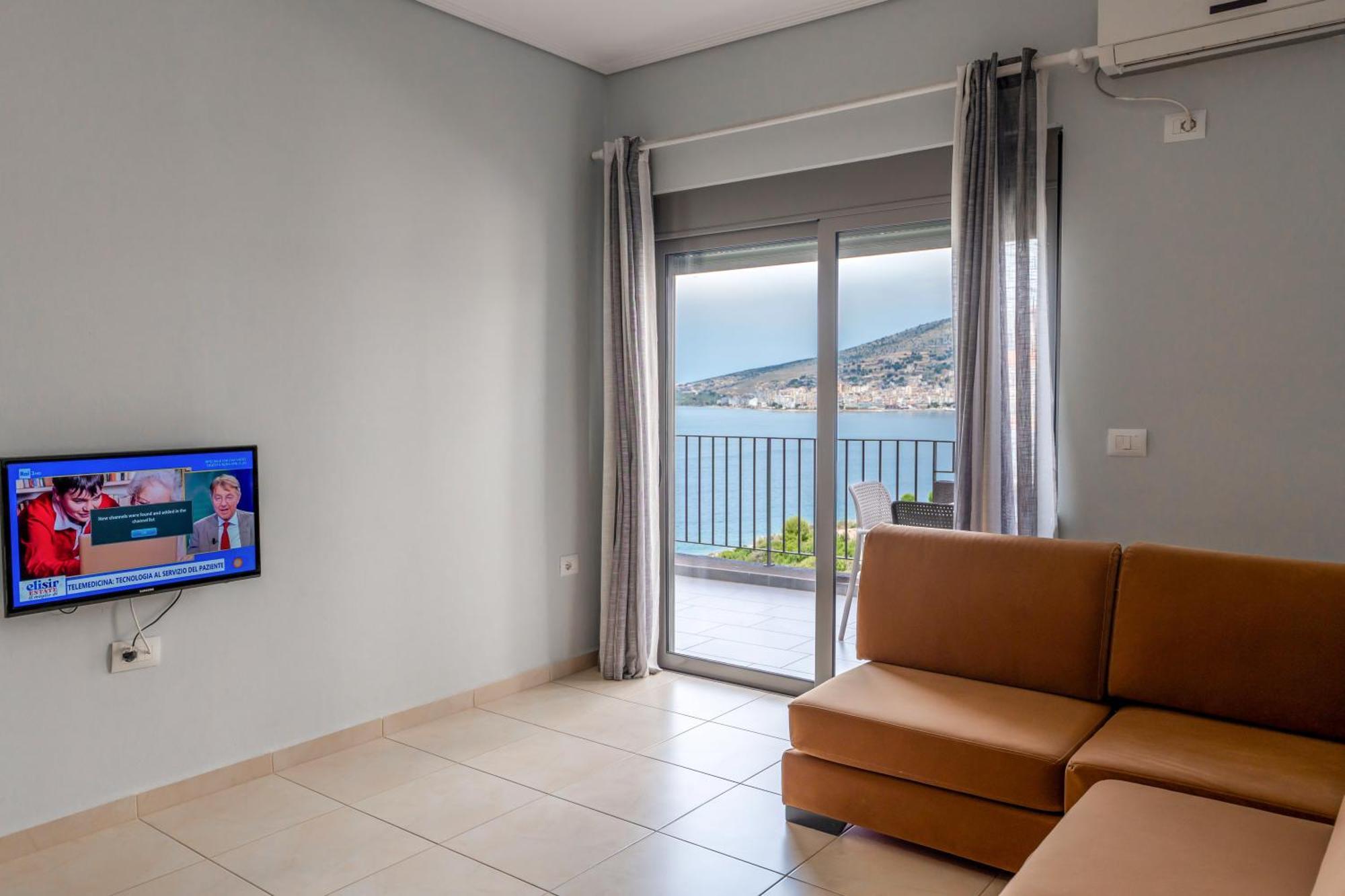 Franklin Rooms Sarandë Exterior foto