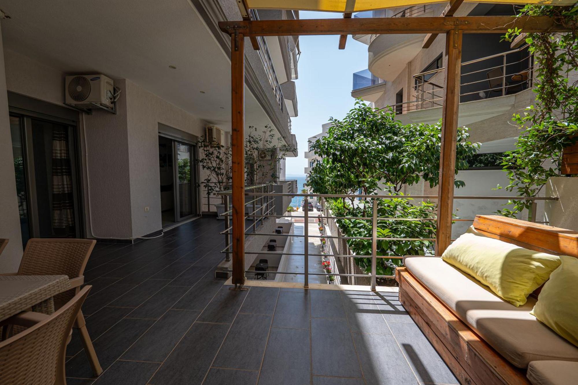 Franklin Rooms Sarandë Exterior foto